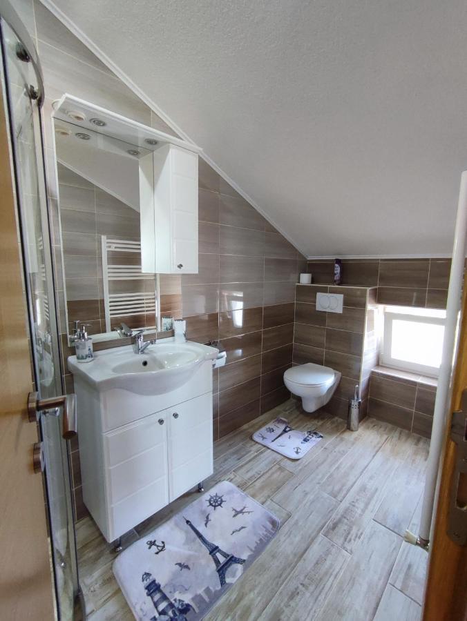 Apartman Toni Gracac  Exterior photo