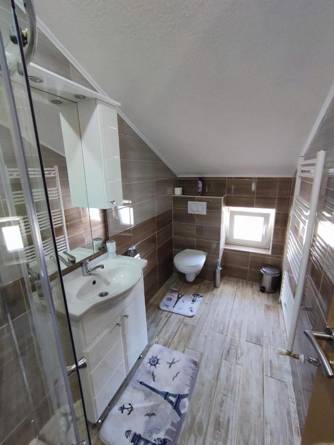Apartman Toni Gracac  Exterior photo