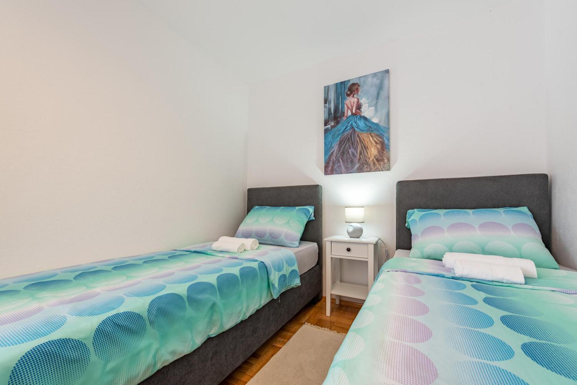 Apartman Toni Gracac  Exterior photo